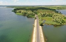 Росіяни вдарили шістьма КАБами по дамбі на Печенізькому водосховищі (відео)