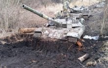 НАТО планирует останавливать танки РФ с помощью болот и лесов: эксперт разнес идею