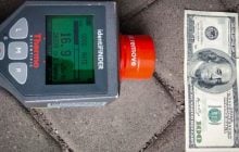 Фон выше нормы в 1905 раз: у украинки нашли радиоактивную купюру на границе с Польшей