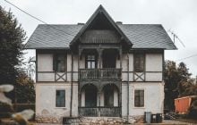 Тепло взимку й прохолодно влітку: у Румунії будують будинки за незвичайною технологією