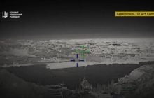 Бійці ГУР уразили два великих десантних кораблі РФ в окупованому Криму (відео)