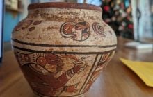 Жінка купила в секонд-хенді вазу за  3,99$, яка через 5 років виявилася артефактом майя