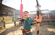 Зірка серіалу 2+2 "Пригоди козака Виговського" Артем Пльондер: 7 фактів про актора, які здивують