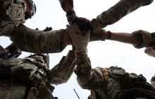 Вперше після війни в Іраку: 1400 британських військових дістались Європи цивільним поромом