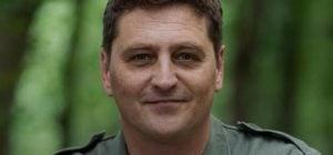 Відомий український актор показав молодшого сина та публічно звернувся до нього (фото)