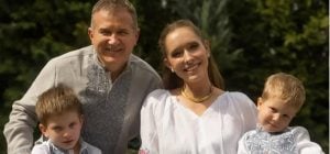 Горбунов и Осадчая растрогали подготовкой к Пасхе с сыновьями: сеть в восторге