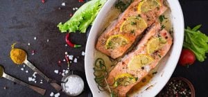 Вечеря в одній формі за 30 хвилин: секрет ідеального лосося, який "тане" у роті