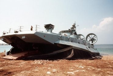 Китай побудував нові десантні кораблі: чотири з них було придбано в України у 2000-х роках