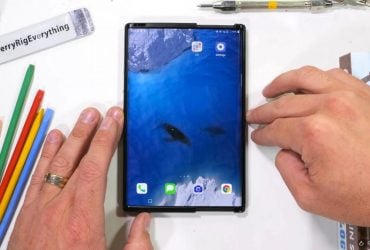 Унікальний смартфон LG із висувним дисплеєм вперше показали на відео