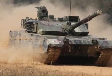 Росія втрачає ринок: найбільший покупець Т-90 зацікавився китайськими танками