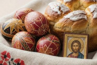 Найкращі привітання з Великоднем 2026 року: барвисті листівки та вірші