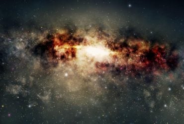 Вселенная вдвое старше, чем все думали, а важная её часть исчезла, – ученый