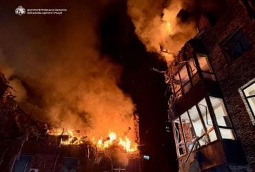 Росіяни атакували Київ та Дніпро: спалахнули пожежі, серед загиблих дитина