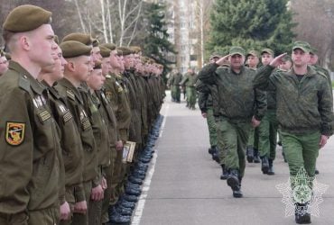 Лукашенко оголосив про призов офіцерів із резерву