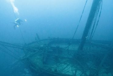 Морское кладбище: у берегов Гибралтара обнаружили более 100 затонувших кораблей разных эпох