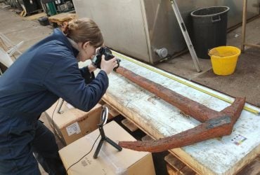 В Северном море обнаружили идеально сохранившийся якорь возрастом 2000 лет: в чем его секрет