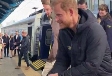 Принц Гаррі прибув до Києва з несподіваним візитом (відео)