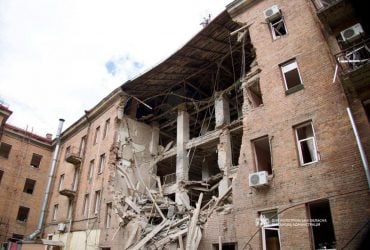 Росіяни повторно вдарили по Дніпру: є загиблий і поранені (фото)