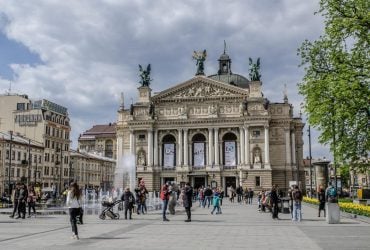 Синоптики рассказали, когда во Львове наконец станет теплее (график)