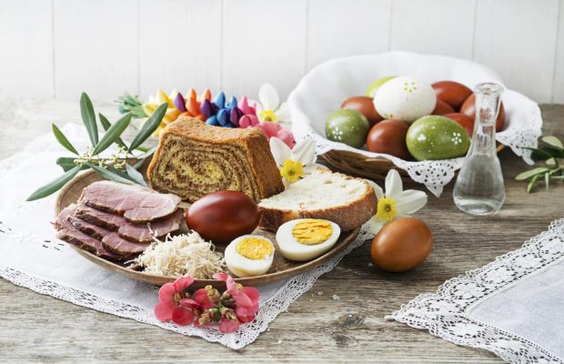 Меню на пасхальный стол: какие 5 блюд нужно приготовить в этом году