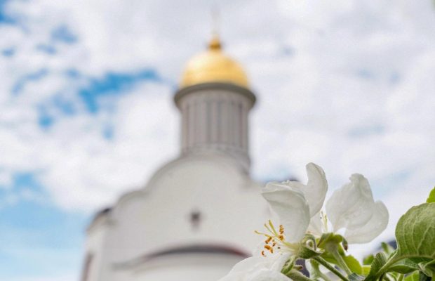 С Чистым четвергом 2026: красивые слова и открытки, от которых становится тепло на душе