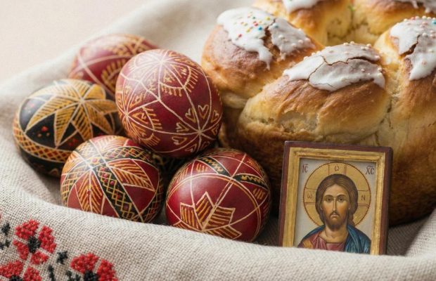 Найкращі привітання з Великоднем 2026 року: барвисті листівки та вірші