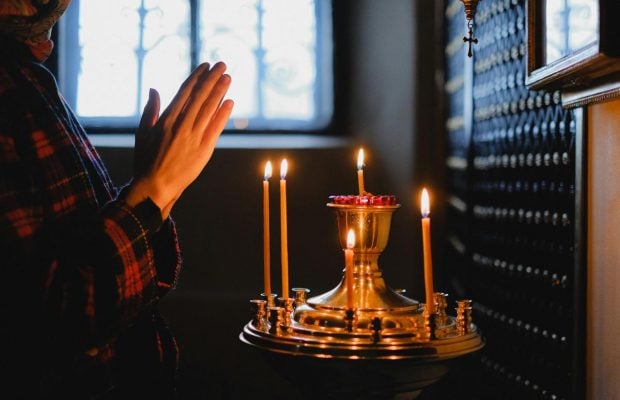 Родительские субботы 2026: когда Проводы, Троицкая суббота и что нельзя делать на кладбище