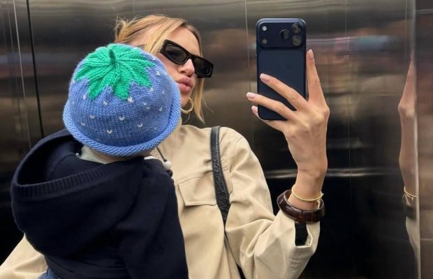 "Какие вы милые": Никитюк умилила сеть новым фото с 10-месячным сыном