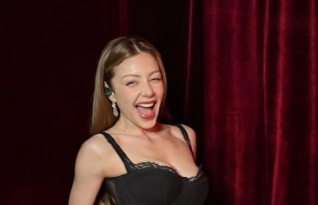 Тину Кароль жестко подкололи прямо на сцене: её реакция удивила зал (видео)