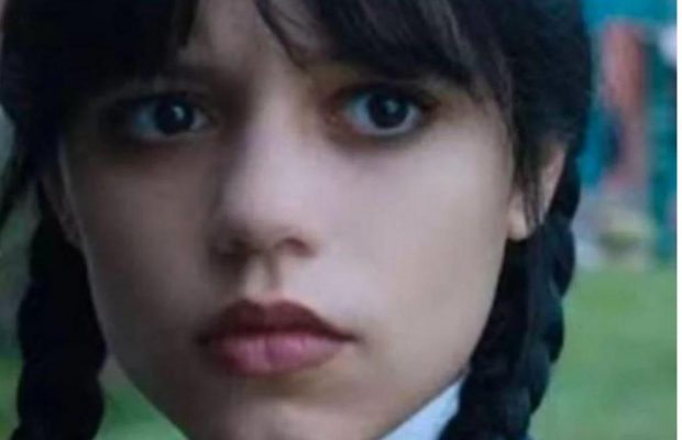 Netflix показал первый кадр 3-го сезона сериала "Уэнсдей"