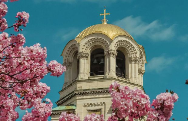 Головні церковні дати травня 2026: коли Трійця та Троїцька батьківська субота