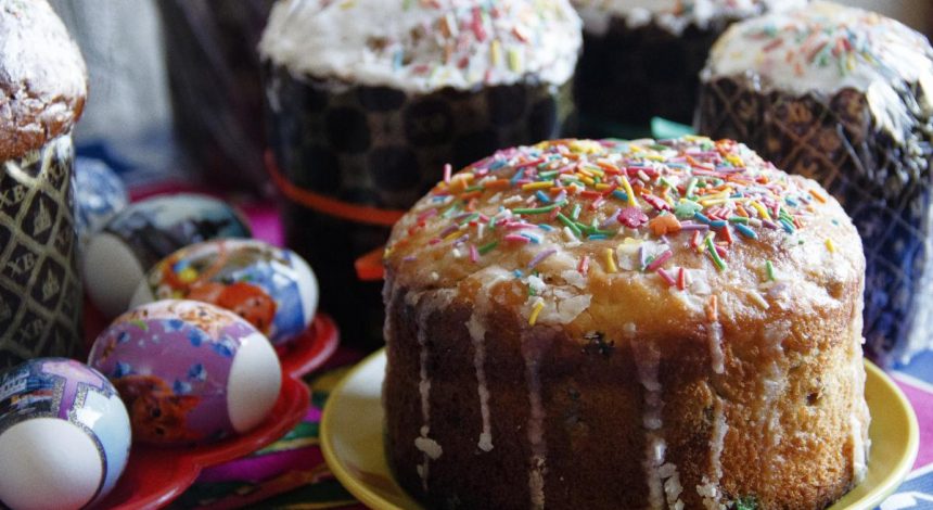 Быстрая пасха на кефире: даже не скажешь, что без дрожжей - очень вкусно получилось