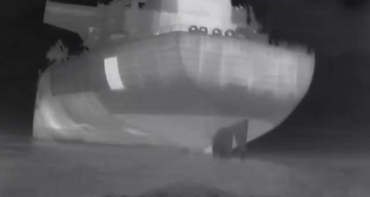 ЗСУ уразили два танкери РФ у Новоросійську: Зеленський показав відео