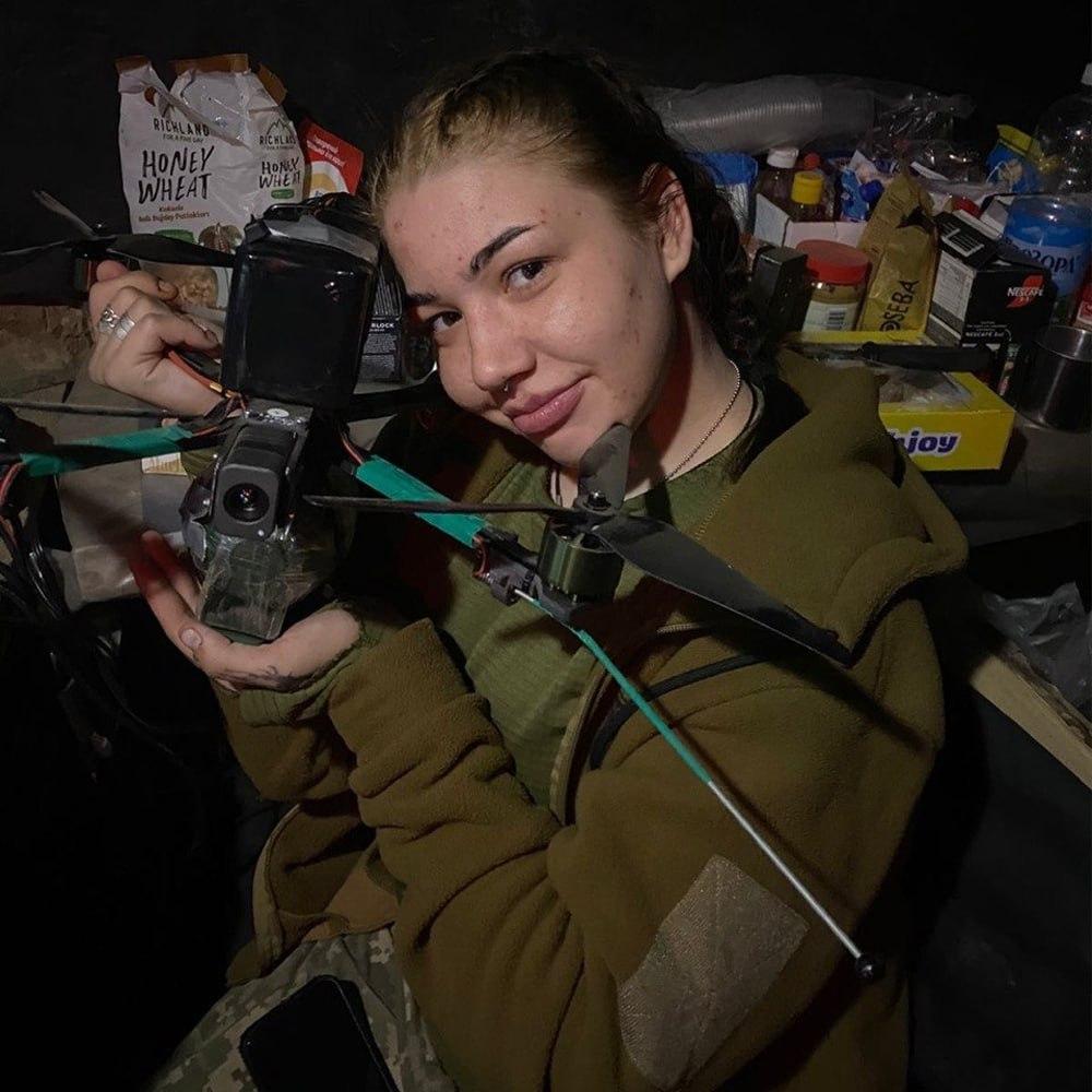 Дронарка: Одні питають - чого ти туди пішла, а інші - коли закінчиться війна, третього не дано