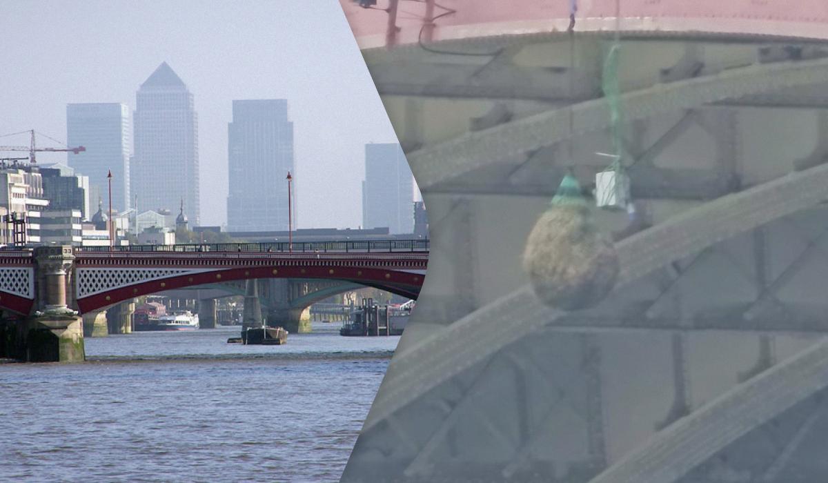 Почему с одного из мостов в Лондоне свисает тюк соломы: странная традиция из прошлого