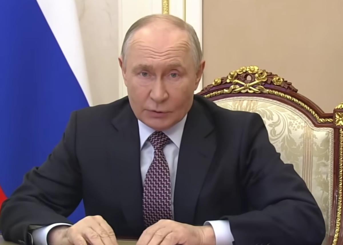 Україна ставить Путіна на передвиборчий годинник, - Newsweek Україна ставить Путіна на передвиборчий годинник, - Newsweek