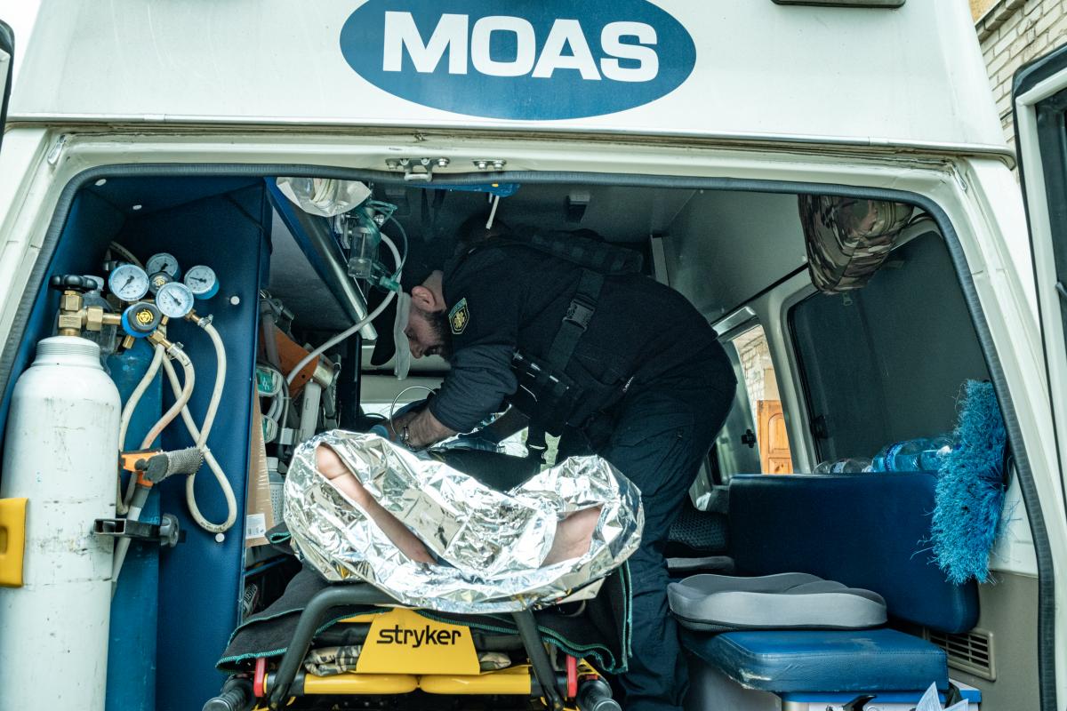 Понад 120 тисяч врятованих: як БФ МОАС-Україна допомагає українцям, даруючи шанс навіть приреченим Понад 120 тисяч врятованих: як БФ МОАС-Україна допомагає українцям, даруючи шанс навіть приреченим
