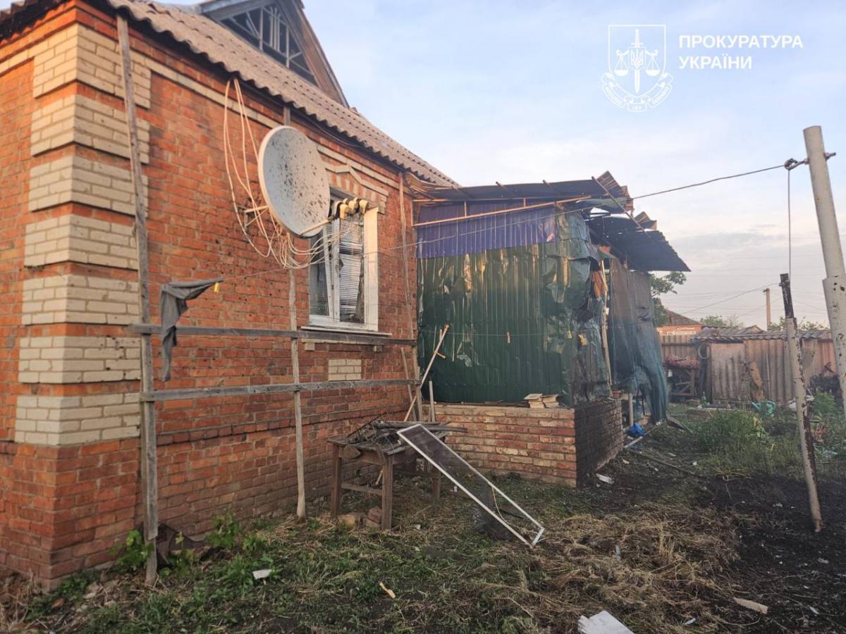 РФ нанесла массированный удар по Харьковской области: погибли три человека, есть раненые РФ нанесла массированный удар по Харьковской области: погибли три человека, есть раненые