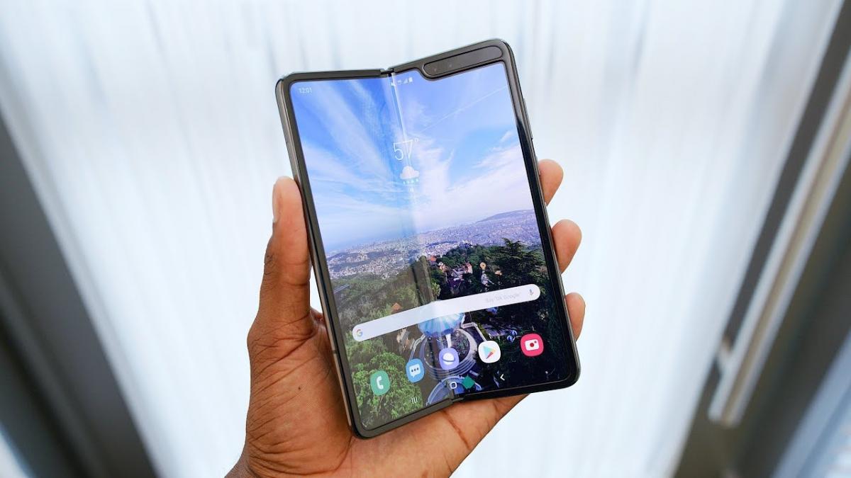 Взрывались и ломались: худшие смартфоны Samsung, о которых лучше забыть Взрывались и ломались: худшие смартфоны Samsung, о которых лучше забыть