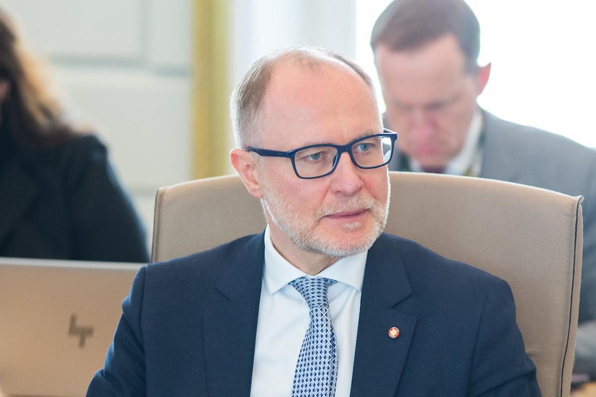 Міністр оборони Латвії подав у відставку через українські дрони