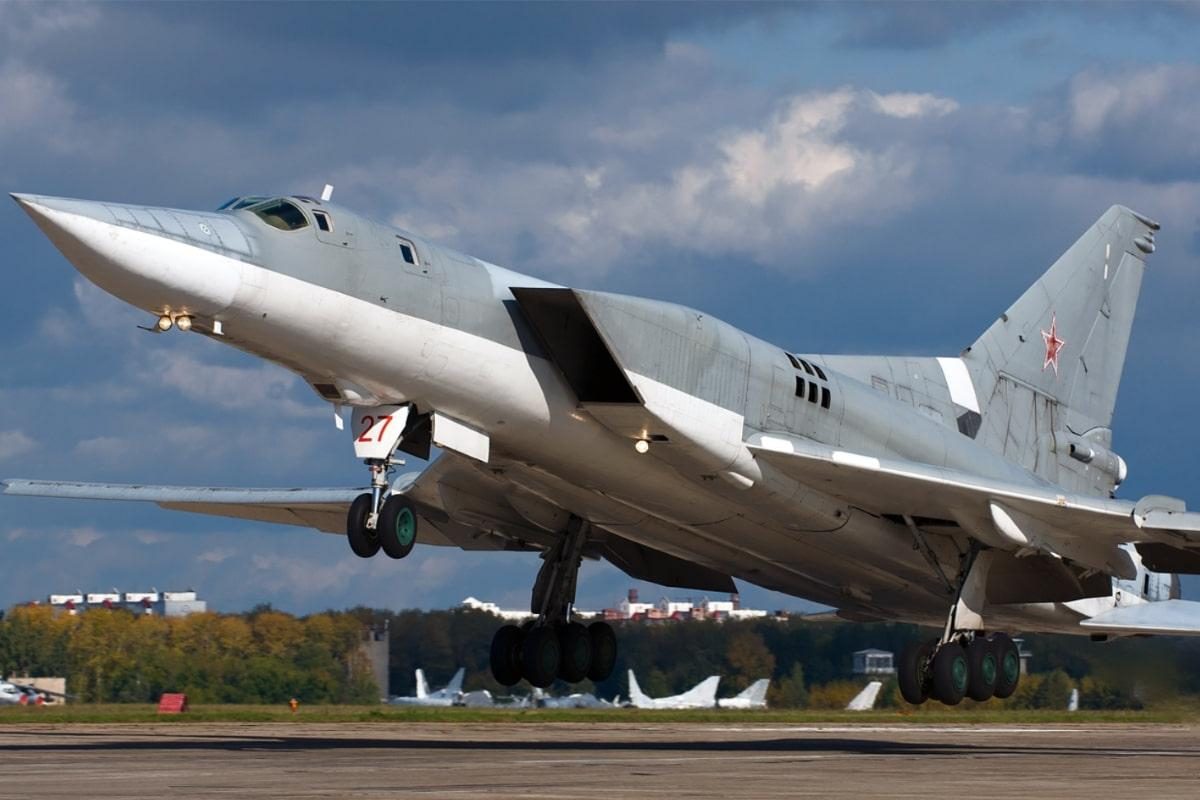 Ту-22М3 – скільки літаків залишилося у Росії та чому їх не можуть