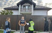 Вилучені автомобілі та багато готівки: поліція "гостювала" у посадовців ТЦК майже по всій Україні