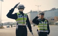 В Китае андроидов выпустили патрулировать 3-миллионный город