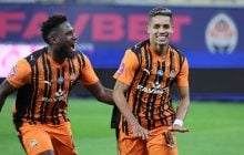 "Шахтер" разгромил "Полтаву" и досрочно стал чемпионом Украины