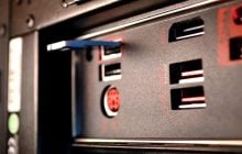 Синій або червоний: який USB-порт швидший і що означають кольори