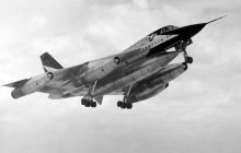 "Ядерные монстры": почему США списали все бомбардировщики B-58 Hustler