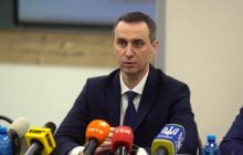 У украинских медиков забирают бронь и начинают призывать их на службу, - Ляшко