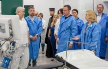 Новые операционные и лаборатория после капремонта: мэр Белоусов открыл обновленный корпус больницы скорой помощи в Каменском
