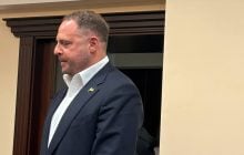 Ермак в суде утверждает, что подозрение в его адрес является необоснованным