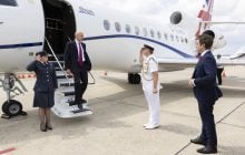 Росіяни заглушили GPS-сигнал літака, в якому перебував британський міністр Джон Гілі, - BBC